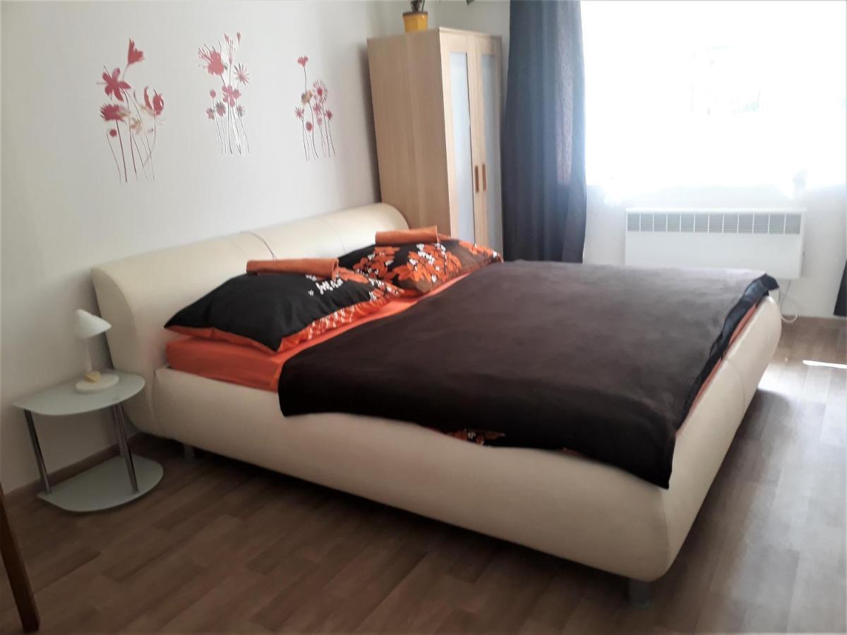 Apartmány Karlštejn Exterior foto