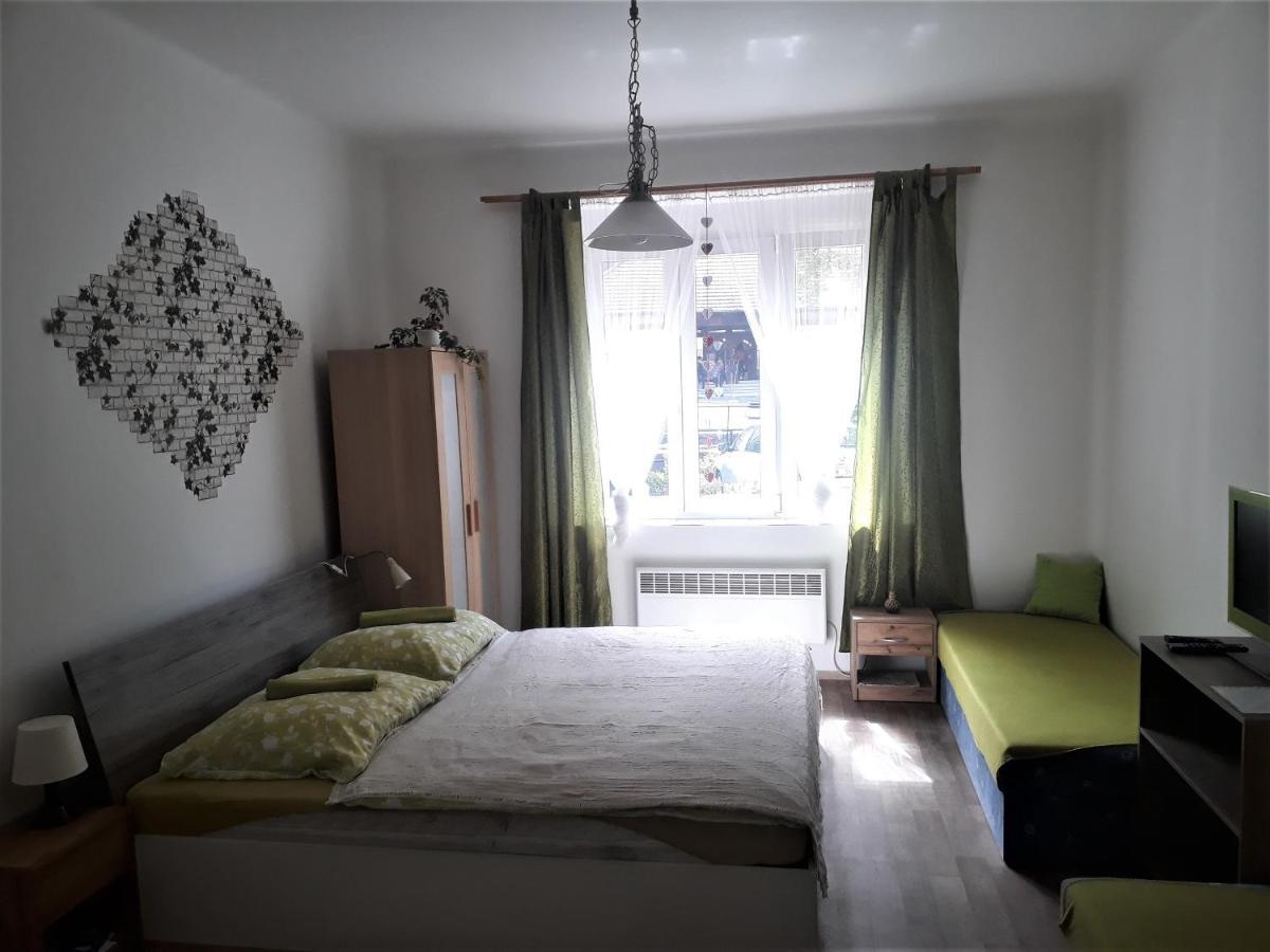 Apartmány Karlštejn Exterior foto
